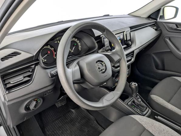 Skoda Rapid II с пробегом 2022 года, цена 1 690 000 рублей, 60030 км, лифтбек, Автокод Объявления