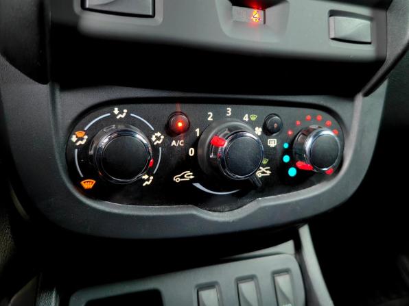 Renault Duster I Рестайлинг с пробегом 2020 года, цена 1 109 000 рублей, 163374 км, внедорожник, Автокод Объявления