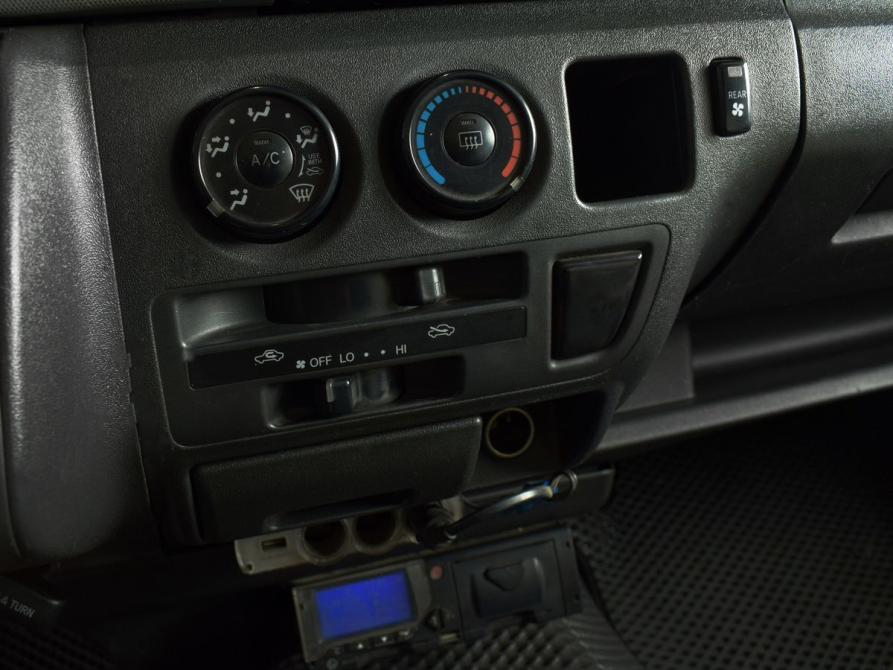 Toyota HiAce H200 Кемерово  - изображение 16