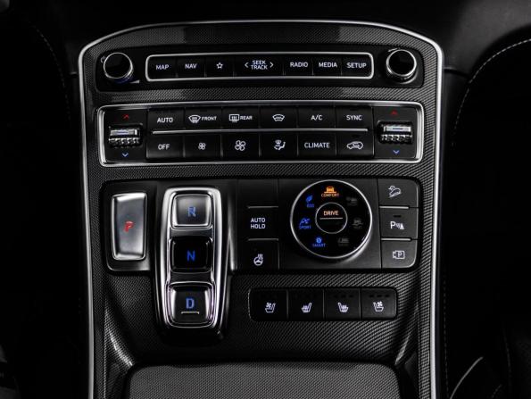 Hyundai Santa Fe IV Рестайлинг с пробегом 2021 года, цена 3 049 000 рублей, 107000 км, внедорожник, Автокод Объявления