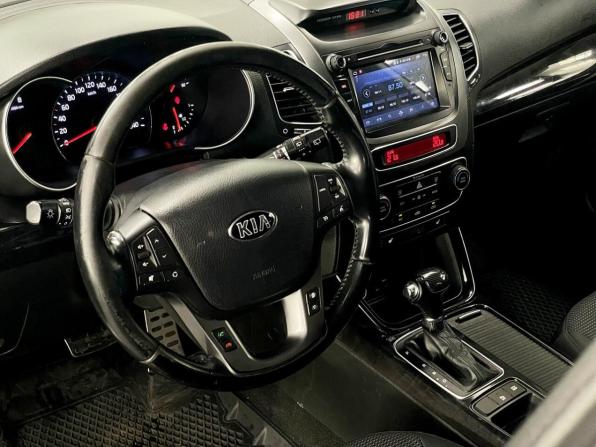 Kia Sorento II Рестайлинг с пробегом 2018 года, цена 1 600 722 рубля, 152829 км, внедорожник, Автокод Объявления