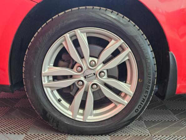 Kia Ceed II с пробегом 2014 года, цена 999 000 рублей, 167306 км, хэтчбек, Автокод Объявления