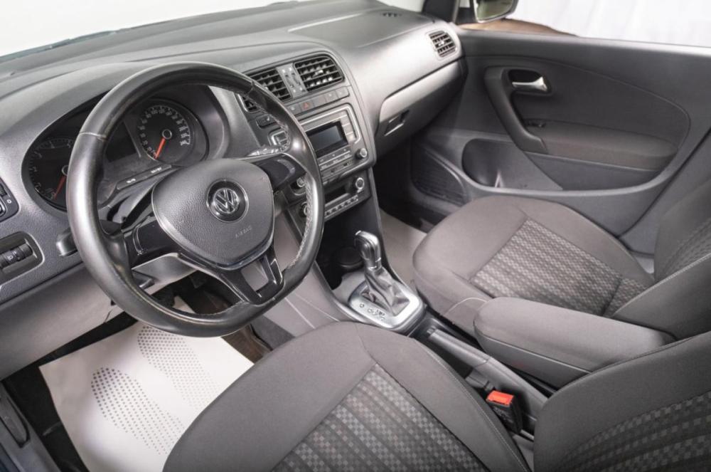 Volkswagen Polo V Рестайлинг Томск  - изображение 9