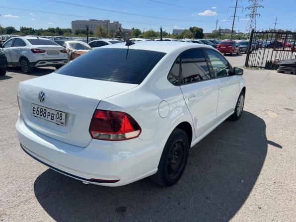 Volkswagen Polo V Рестайлинг с пробегом 2017 года, цена 1 080 000 рублей, 130000 км, седан, Автокод Объявления
