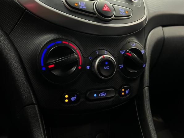 Hyundai Solaris I Рестайлинг с пробегом 2015 года, цена 1 190 000 рублей, 93855 км, хэтчбек, Автокод Объявления