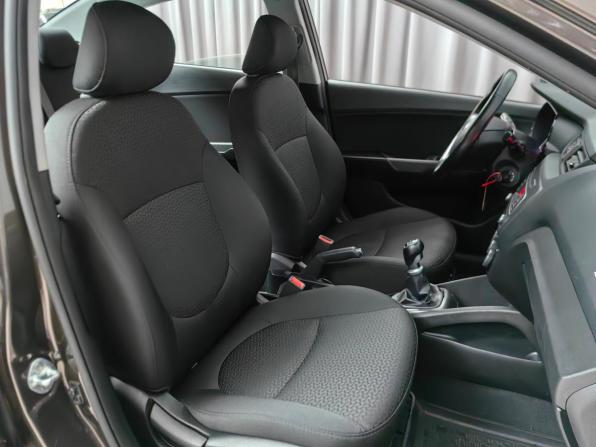 Kia Rio III Рестайлинг с пробегом 2016 года, цена 945 000 рублей, 136805 км, седан, Автокод Объявления