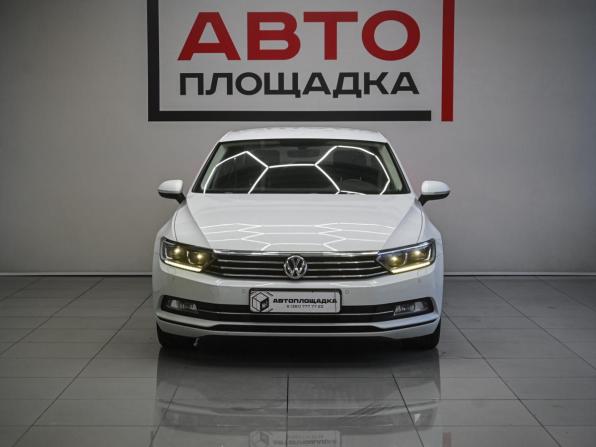 Volkswagen Passat B8 с пробегом 2016 года, цена 1 729 000 рублей, 126498 км, седан, Автокод Объявления
