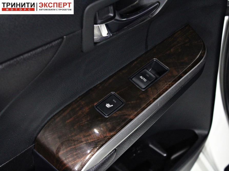 Toyota Camry VII (XV50) Рестайлинг Белгород  - изображение 18