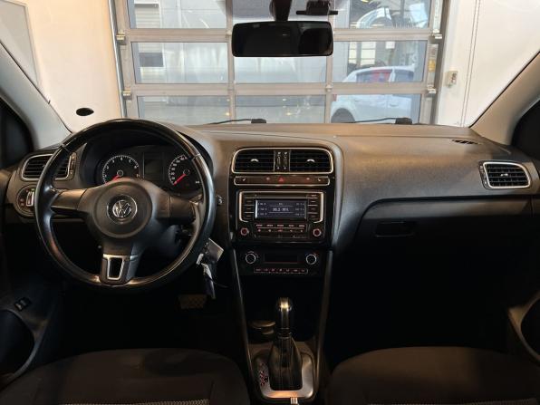 Volkswagen Polo V с пробегом 2014 года, цена 850 000 рублей, 98844 км, седан, Автокод Объявления