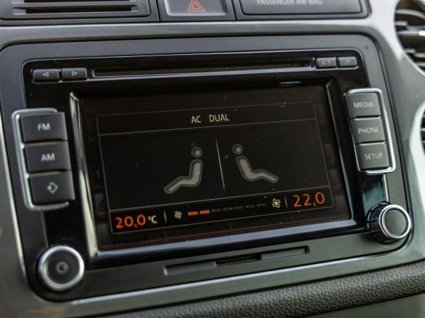 Volkswagen Tiguan I Рестайлинг с пробегом 2012 года, цена 1 548 000 рублей, 128352 км, внедорожник, Автокод Объявления