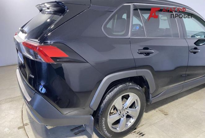 Toyota RAV4 V (XA50) с пробегом 2021 года, цена 3 650 000 рублей, 71491 км, внедорожник, Автокод Объявления