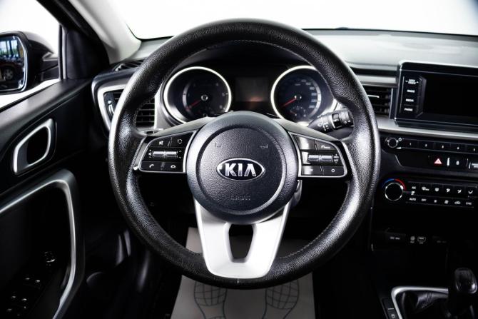 Kia Ceed III с пробегом 2019 года, цена 1 559 000 рублей, 111456 км, универсал, Автокод Объявления