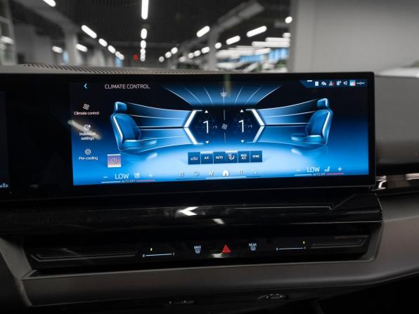 BMW 5 серии VIII (G60/G61/G68) с пробегом 2024 года, цена 7 500 000 рублей, 24000 км, седан, Автокод Объявления