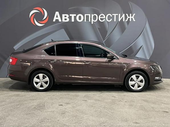 Skoda Octavia III (A7) Рестайлинг с пробегом 2019 года, цена 1 950 000 рублей, 114275 км, лифтбек, Автокод Объявления