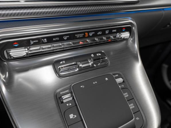 Mercedes-Benz V-Класс III (W447) Рестайлинг 2 с пробегом 2025 года, цена 13 500 000 рублей, 22 км, минивэн, Автокод Объявления