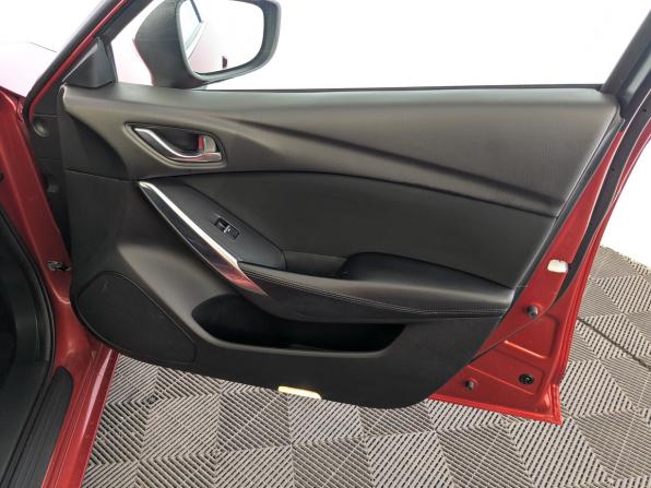 Mazda 6 III (GJ) Рестайлинг с пробегом 2018 года, цена 2 150 000 рублей, 82224 км, седан, Автокод Объявления