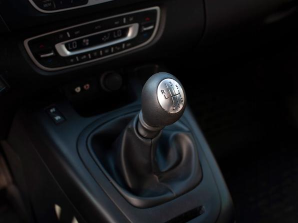 Renault Scenic III с пробегом 2009 года, цена 550 000 рублей, 232605 км, компактвэн, Автокод Объявления