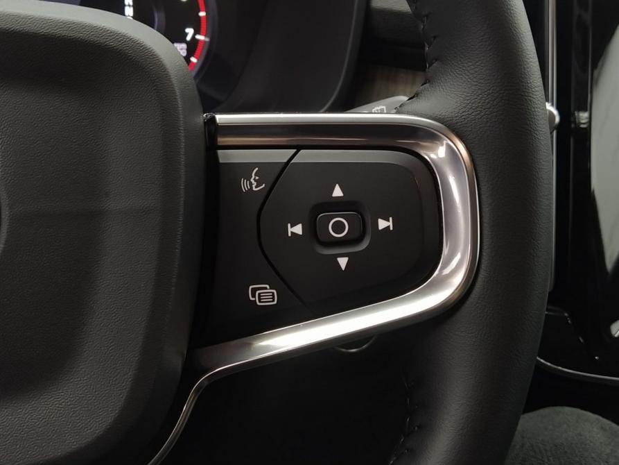 Volvo XC40 I Екатеринбург  - изображение 10