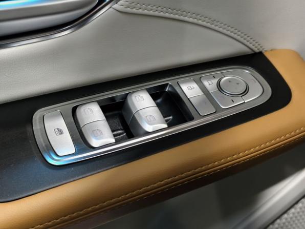 JETOUR X70+ I Рестайлинг с пробегом 2024 года, цена 2 223 600 рублей, 28034 км, внедорожник, Автокод Объявления