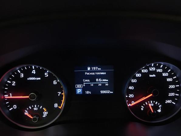 Kia Sportage IV Рестайлинг с пробегом 2018 года, цена 2 320 000 рублей, 93601 км, внедорожник, Автокод Объявления