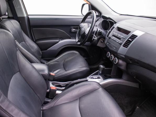 Mitsubishi Outlander II с пробегом 2008 года, цена 960 000 рублей, 230798 км, внедорожник, Автокод Объявления