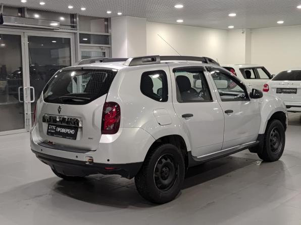 Renault Duster I Рестайлинг с пробегом 2015 года, цена 997 000 рублей, 127398 км, внедорожник, Автокод Объявления