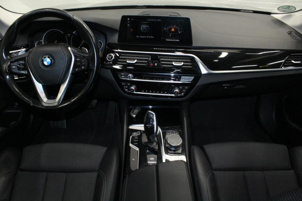 BMW 5 серии VII (G30/G31/G38) Кемерово  - изображение 12