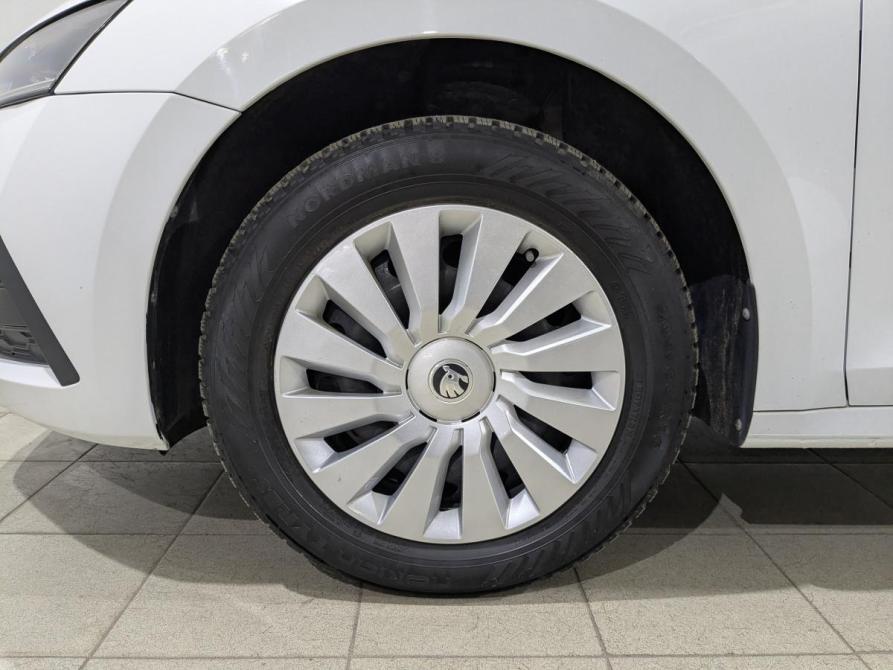 Skoda Octavia IV (A8) Москва  - изображение 12