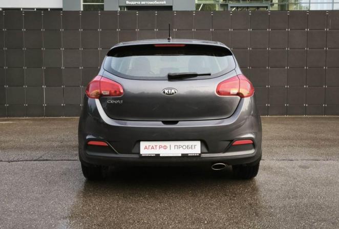 Kia Ceed II Рестайлинг с пробегом 2015 года, цена 1 199 000 рублей, 208610 км, хэтчбек, Автокод Объявления