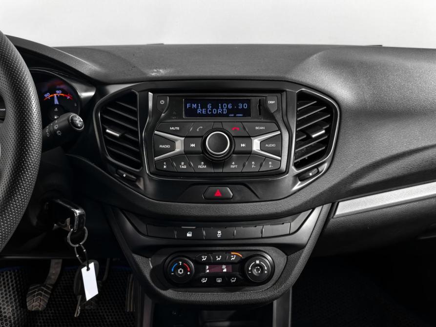 Lada (ВАЗ) Vesta I Санкт-Петербург  - изображение 16