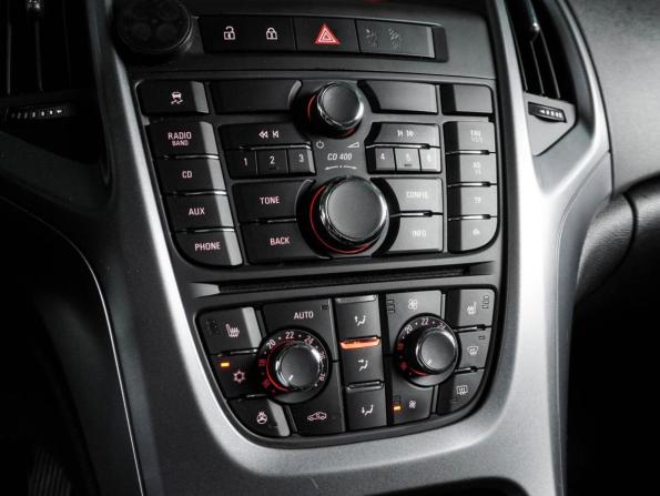 Opel Astra J Рестайлинг с пробегом 2013 года, цена 999 000 рублей, 96197 км, хэтчбек, Автокод Объявления
