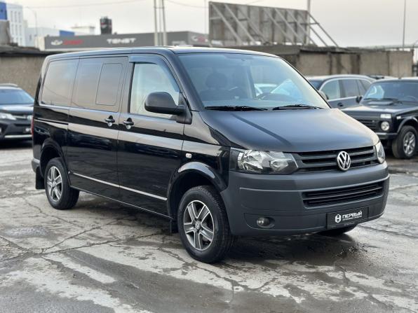 Volkswagen Caravelle T5 Рестайлинг с пробегом 2013 года, цена 2 470 000 рублей, 163000 км, минивэн, Автокод Объявления
