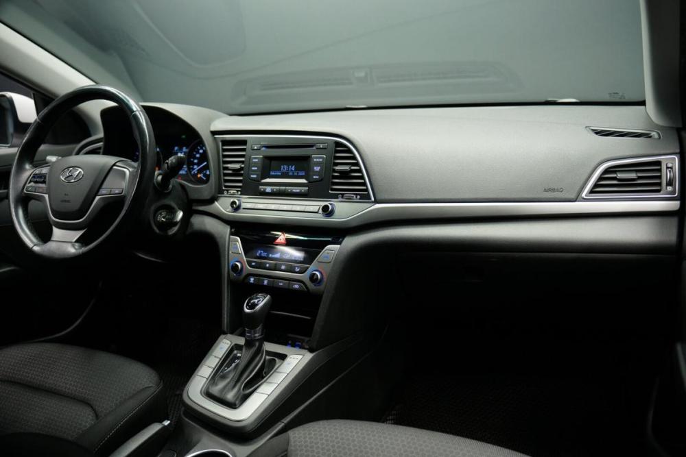 Hyundai Elantra VI (AD) Крым  - изображение 20