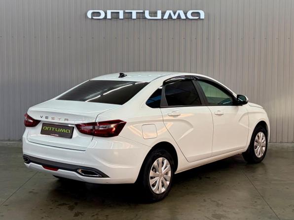 Lada (ВАЗ) Vesta I Рестайлинг (NG) с пробегом 2024 года, цена 997 000 рублей, 144905 км, седан, Автокод Объявления