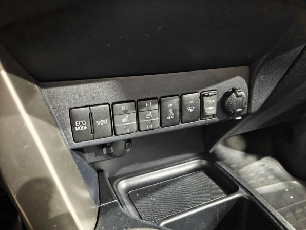 Toyota RAV4 IV (XA40) с пробегом 2013 года, цена 1 860 000 рублей, 243305 км, внедорожник, Автокод Объявления