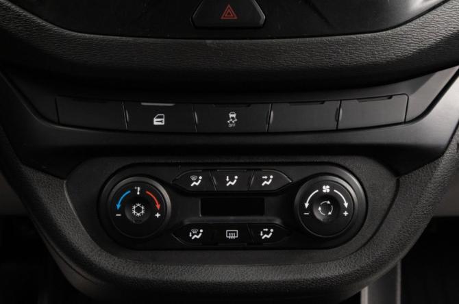 Lada (ВАЗ) Vesta I с пробегом 2022 года, цена 1 079 000 рублей, 65202 км, универсал, Автокод Объявления
