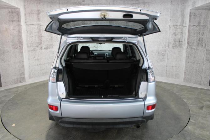 Mitsubishi Outlander II Рестайлинг с пробегом 2011 года, цена 1 154 000 рублей, 217449 км, внедорожник, Автокод Объявления
