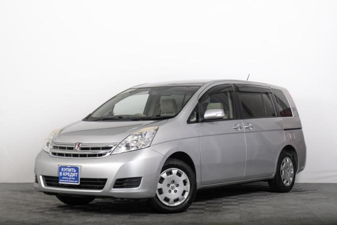 Toyota ISis I Рестайлинг с пробегом 2010 года, цена 1 479 000 рублей, 120000 км, компактвэн, Автокод Объявления