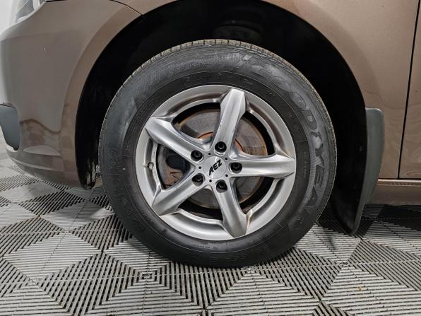 Volkswagen Touran I Рестайлинг 2 с пробегом 2012 года, цена 1 199 000 рублей, 74439 км, компактвэн, Автокод Объявления