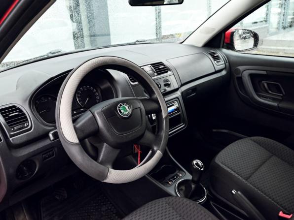 Skoda Fabia II Рестайлинг с пробегом 2010 года, цена 549 000 рублей, 118581 км, хэтчбек, Автокод Объявления