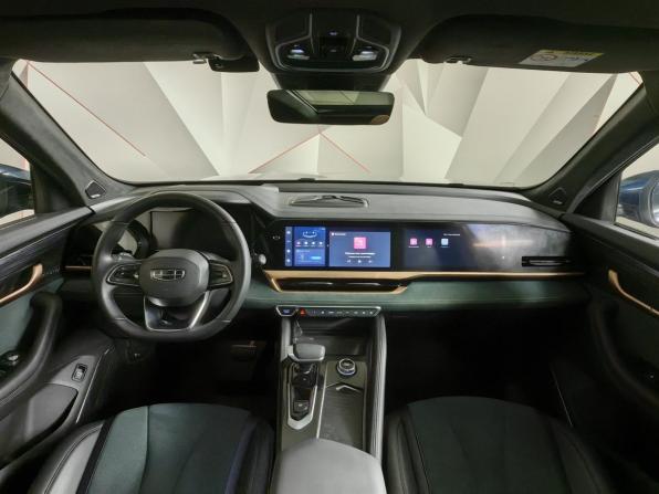 Geely Monjaro I с пробегом 2023 года, цена 3 351 000 рублей, 44308 км, внедорожник, Автокод Объявления