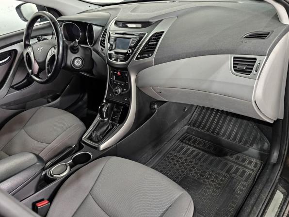 Hyundai Elantra V (MD) Рестайлинг с пробегом 2014 года, цена 950 000 рублей, 250000 км, седан, Автокод Объявления