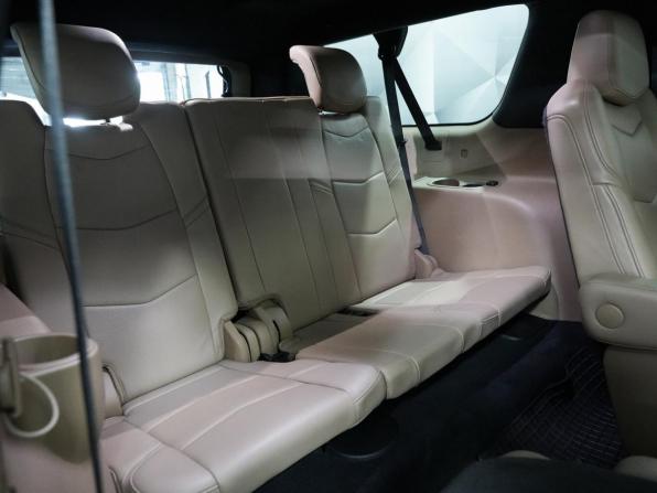 Cadillac Escalade IV с пробегом 2017 года, цена 5 350 000 рублей, 81684 км, внедорожник, Автокод Объявления