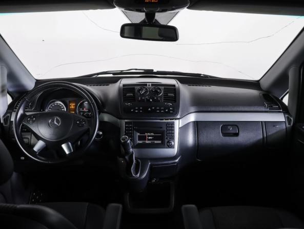 Mercedes-Benz Viano I (W639) Рестайлинг с пробегом 2013 года, цена 2 200 000 рублей, 377056 км, минивэн, Автокод Объявления