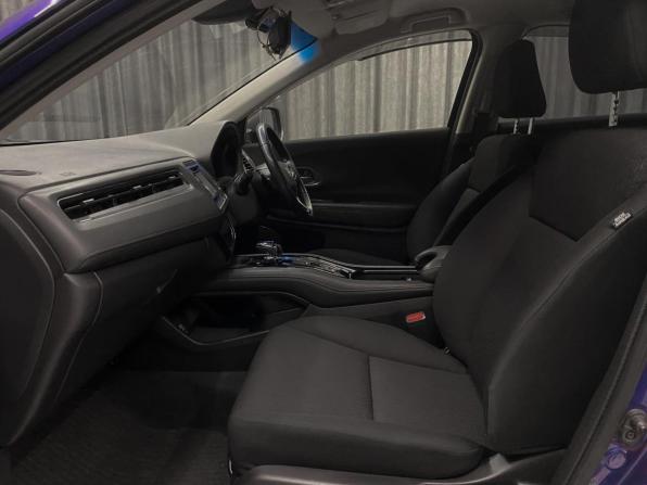 Honda Vezel I с пробегом 2014 года, цена 1 540 000 рублей, 140000 км, внедорожник, Автокод Объявления