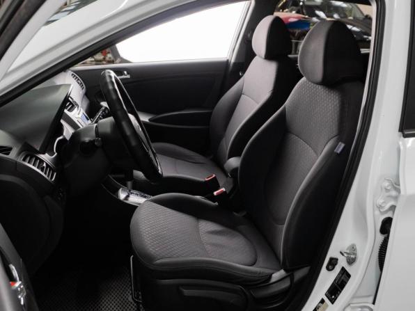 Hyundai Solaris I с пробегом 2013 года, цена 910 000 рублей, 151266 км, хэтчбек, Автокод Объявления