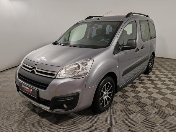 Citroen Berlingo II Рестайлинг 2 с пробегом 2017 года, цена 1 075 000 рублей, 174145 км, компактвэн, Автокод Объявления