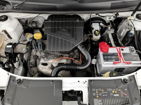 Renault Logan II Рестайлинг с пробегом 2021 года, цена 1 075 000 рублей, 38137 км, седан, Автокод Объявления