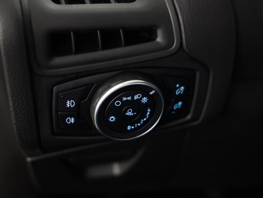 Ford Focus III Рестайлинг Санкт-Петербург  - изображение 16