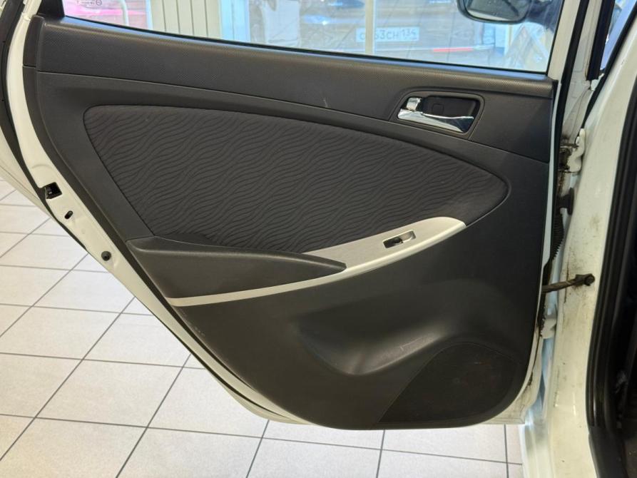 Hyundai Solaris I Волгоград  - изображение 11